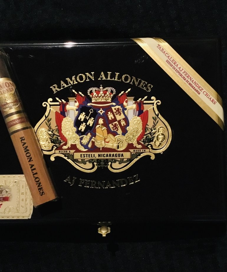 Ramon Allones Ramon Allones by AJ Fernandez Toro 6x52 Box of 20