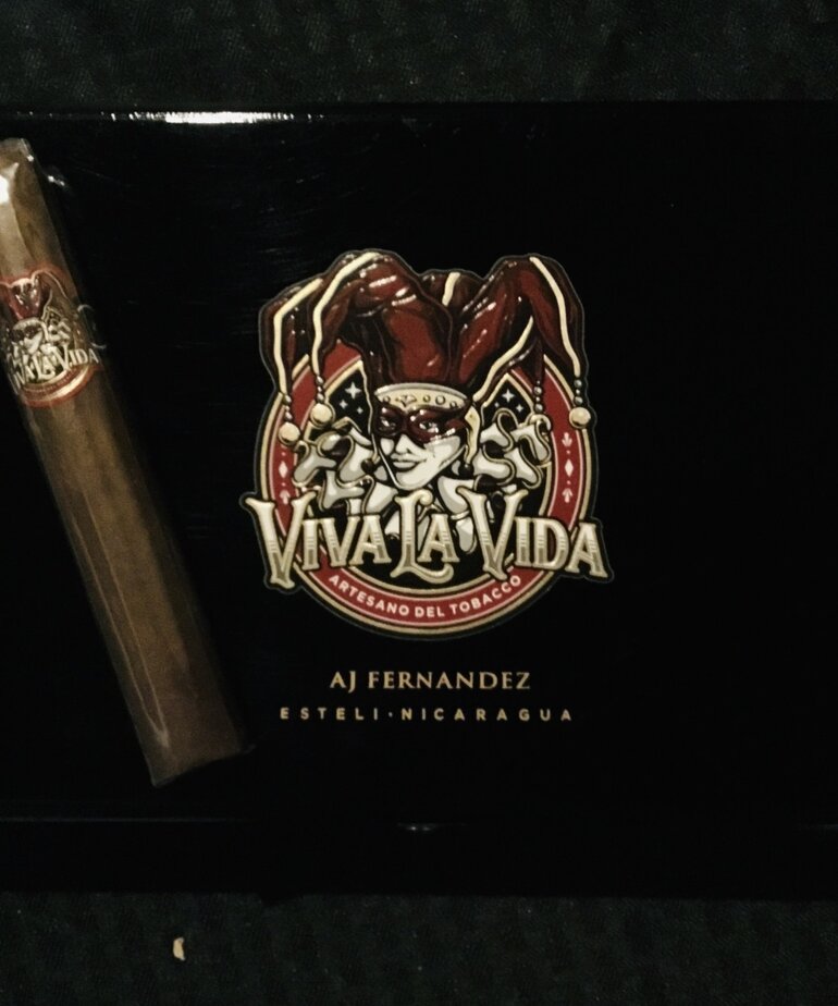 AJ Fernandez Viva La Vida by AJ Fernandez Gran Toro 6x60