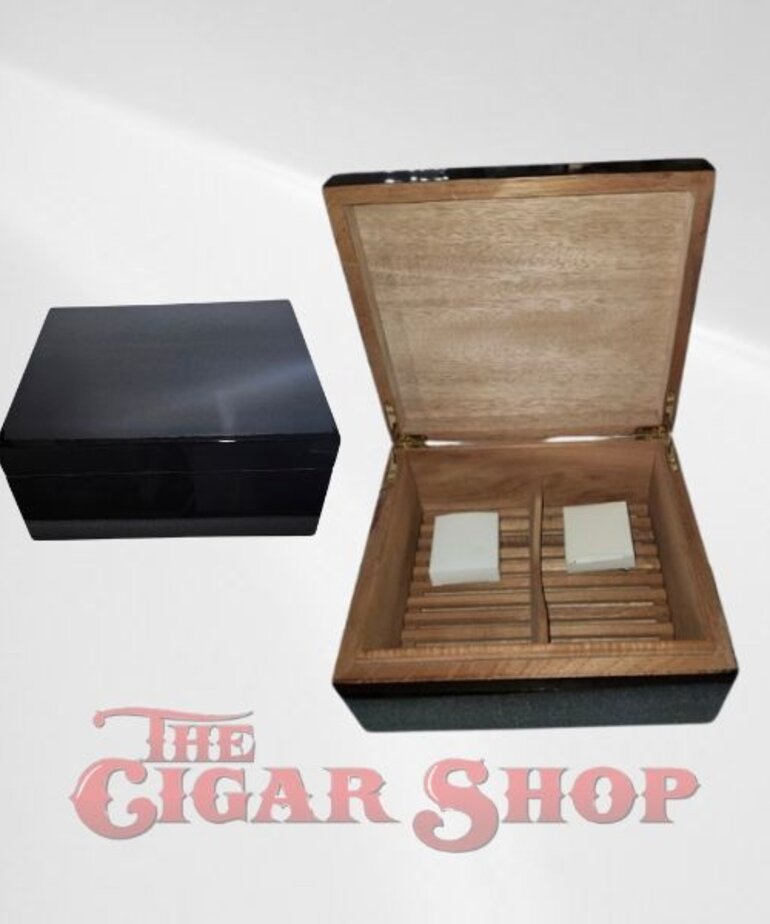 High Lacquer Black 50-Count Humidor