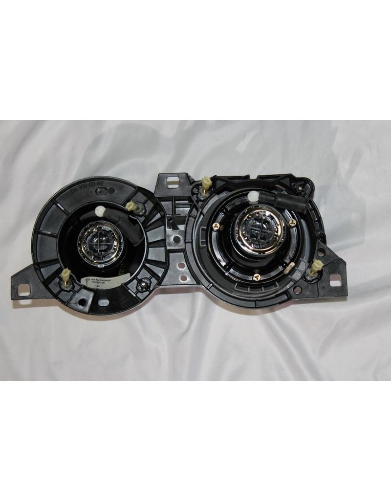 BMW Twin headlight right for BMW 3 series E-30 (will also fit M3)