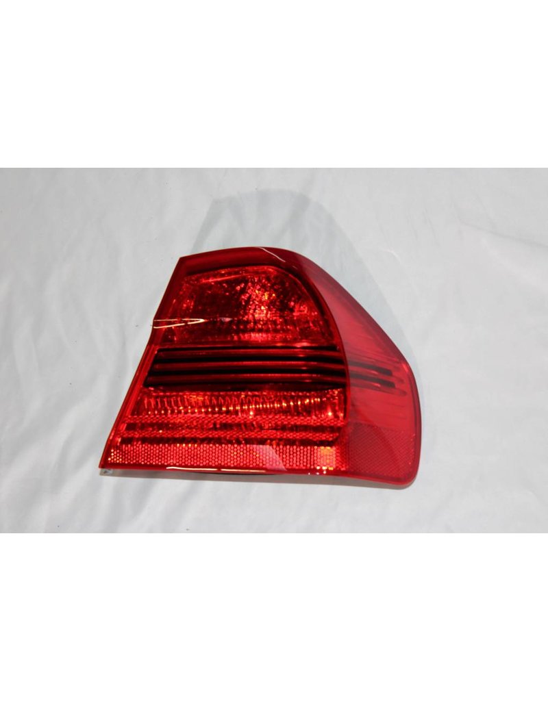 Hella Rear light in the side panel, right for bmw 3 seis E-90