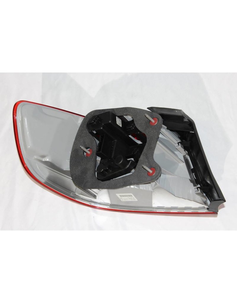BMW Rear light in the side panel, right for BMW 3 series E-92