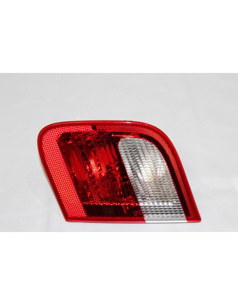 BMW Luz traseira do porta malas lado direito para BMW serie 3 E-46