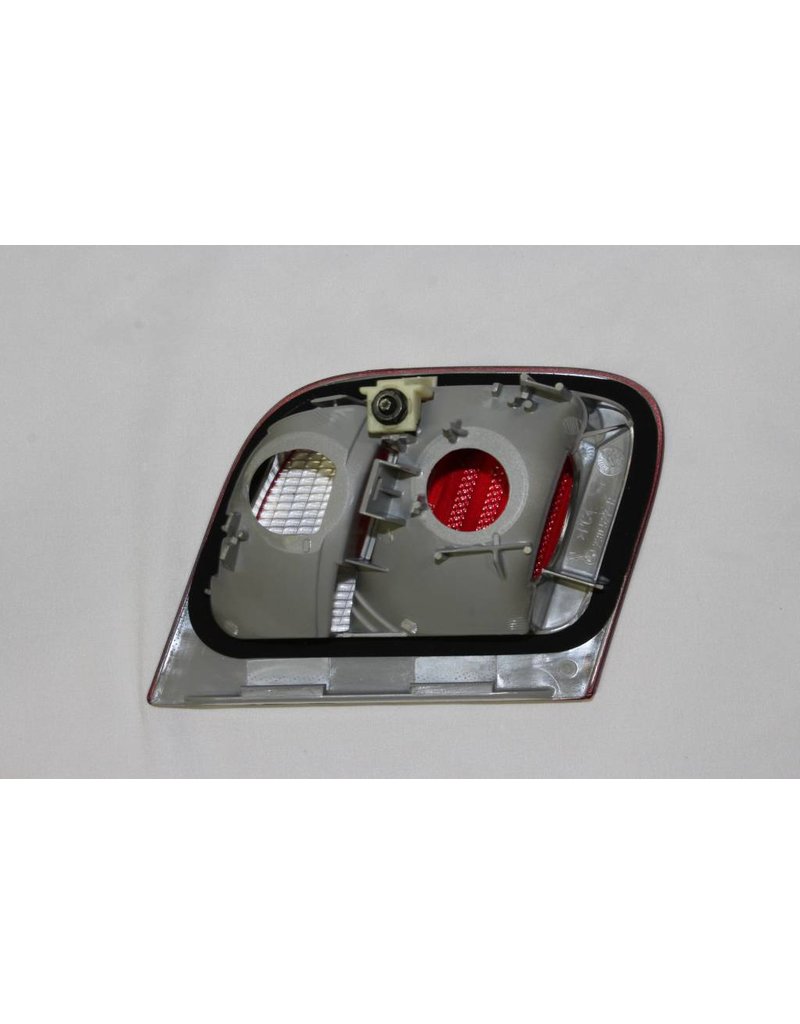BMW Luz traseira do porta malas lado direito para BMW serie 3 E-46