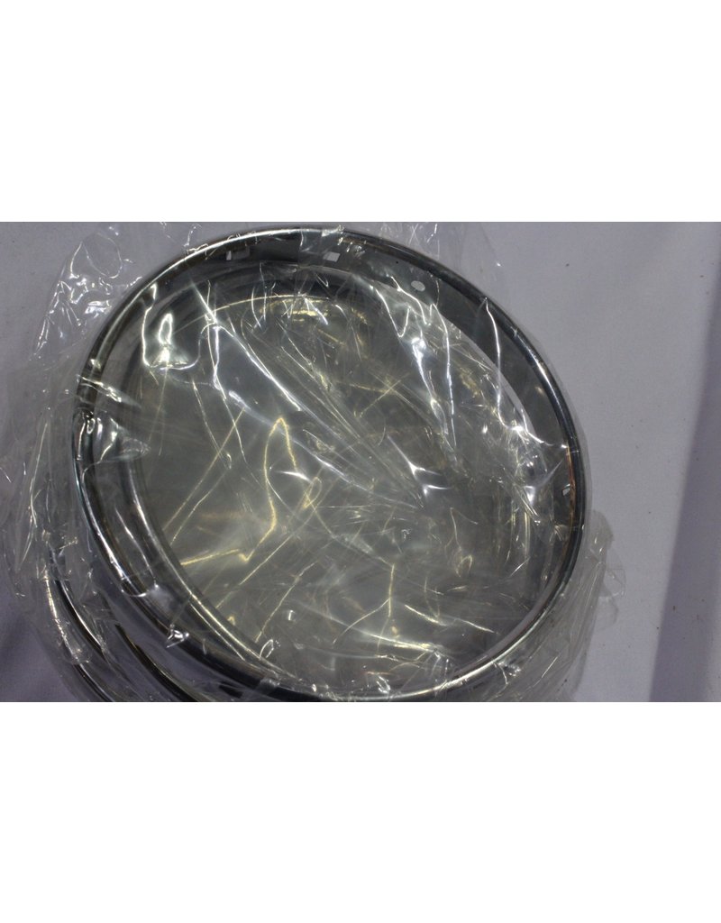 BMW Glass holding frame