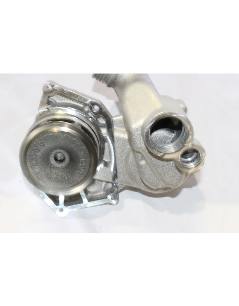 BMW Water pump for BMW 8 series E-31
