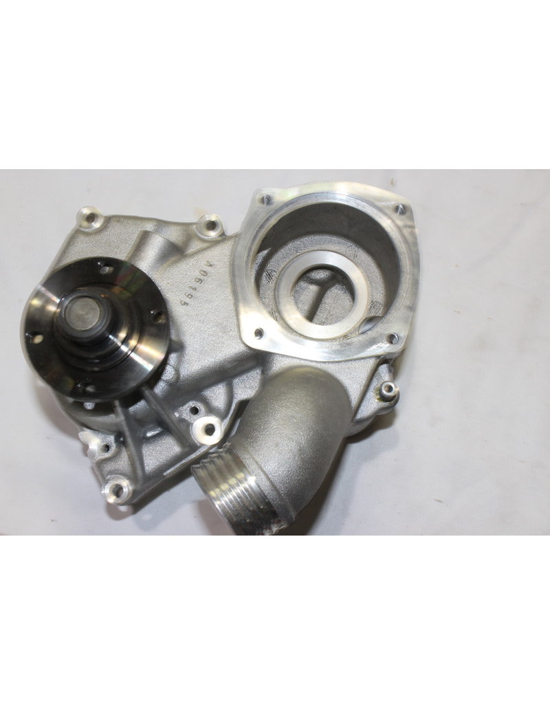 BMW Water pump for BMW 7 series E-32