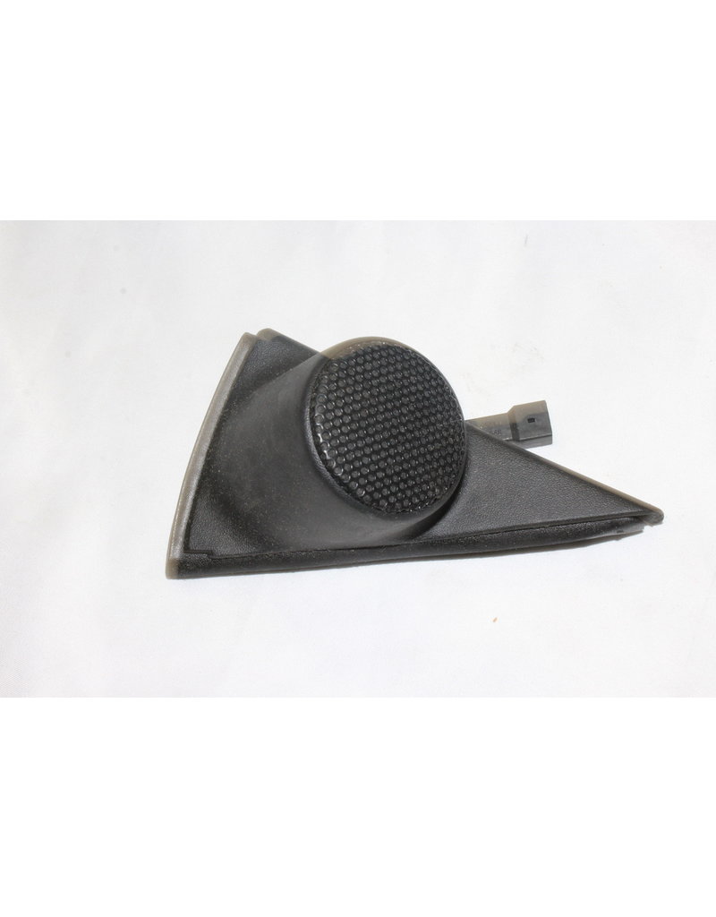 BMW Right corner moulding with tweeter for BMW 7 series E-23