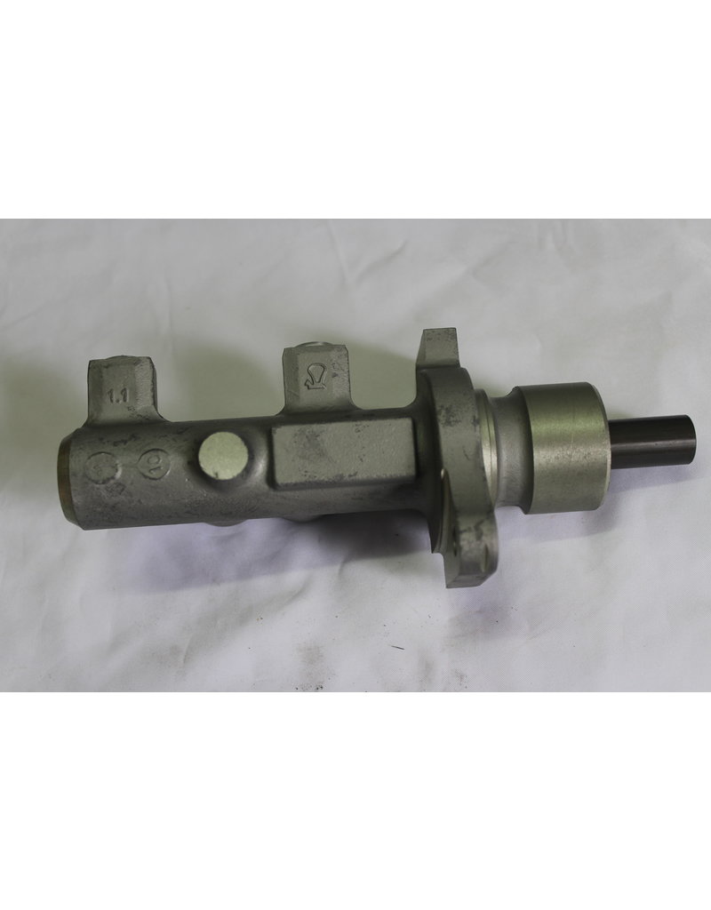 Master cylinder for BMW 3 series E-36 M3