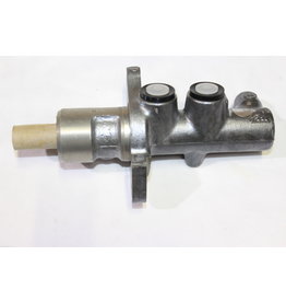 Brake master cylinder for BMW E-32 E-34