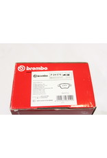 Front Ceramic Slotted Disc Brake Pads Set Brembo P24076 for Land Rover LR2