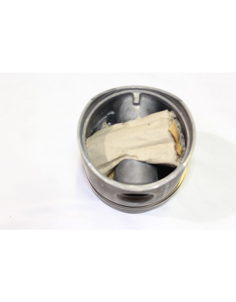 Piston kit for BMW 3 series E-21 M10 engine One on inventory but missing rings