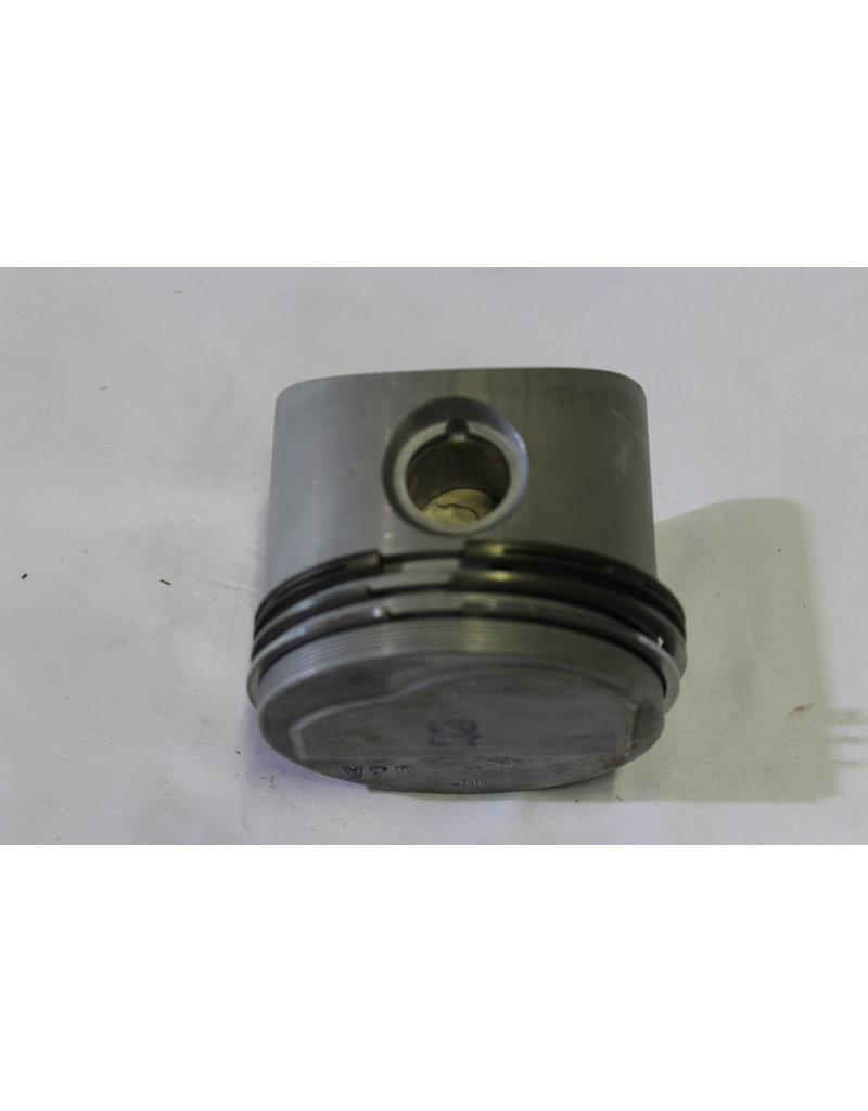 Piston kit STD for BMW 1502 2002 Ti