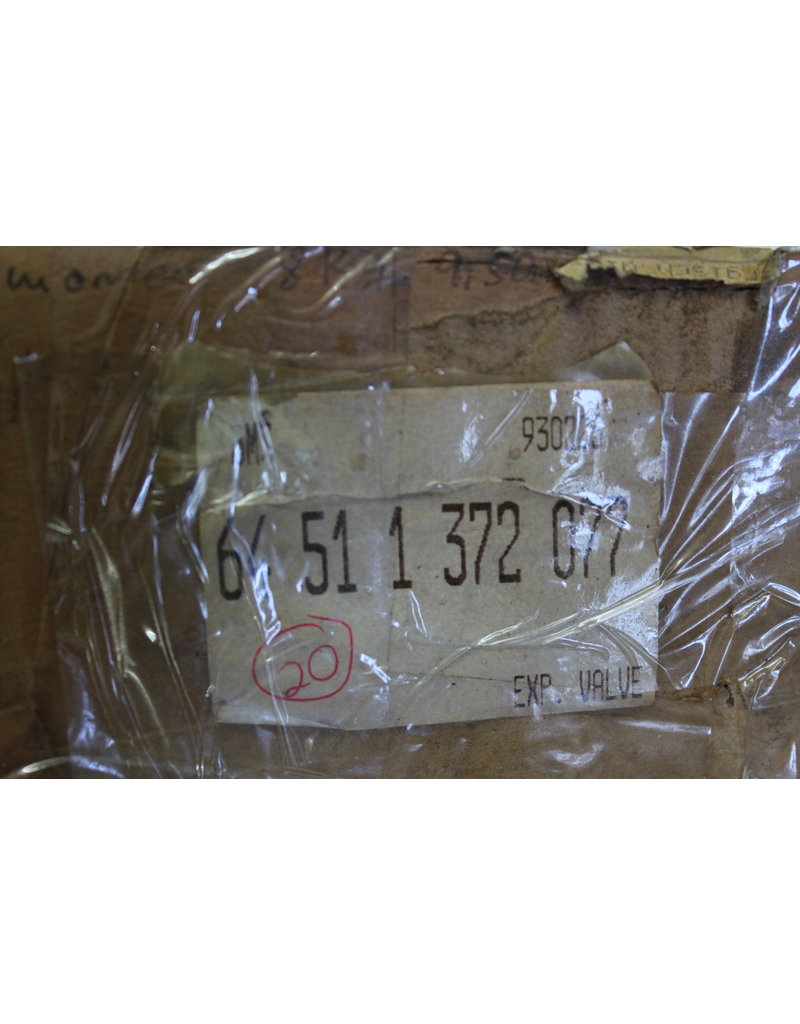 BMW Expansion valve for BMW E-24 E-28 NOS