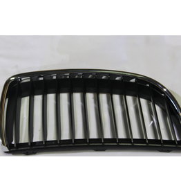 BMW Genuine front grill right for BMW E-90 E-91 with chrome frame.