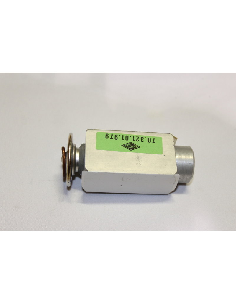 BMW A/C expansion valve for BMW Z3 328i 740iL 323i 740i M3 318i