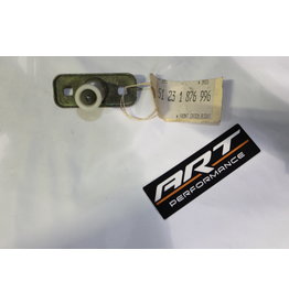 BMW Front right catch for BMW E-28