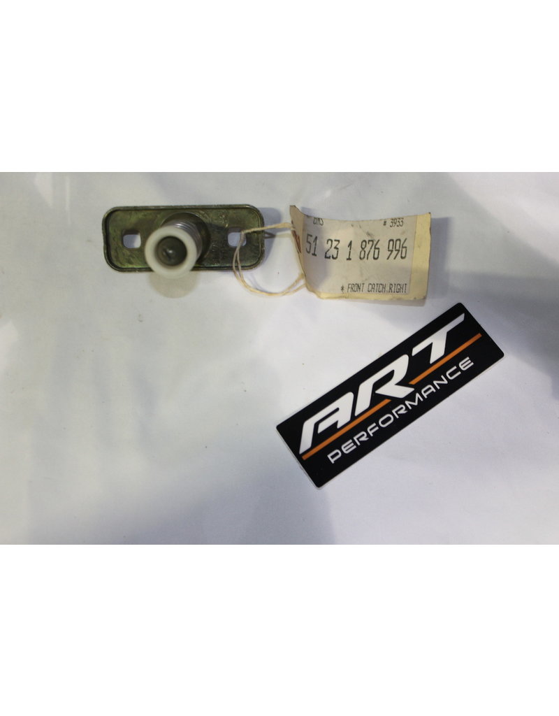 BMW Front right catch for BMW E-28