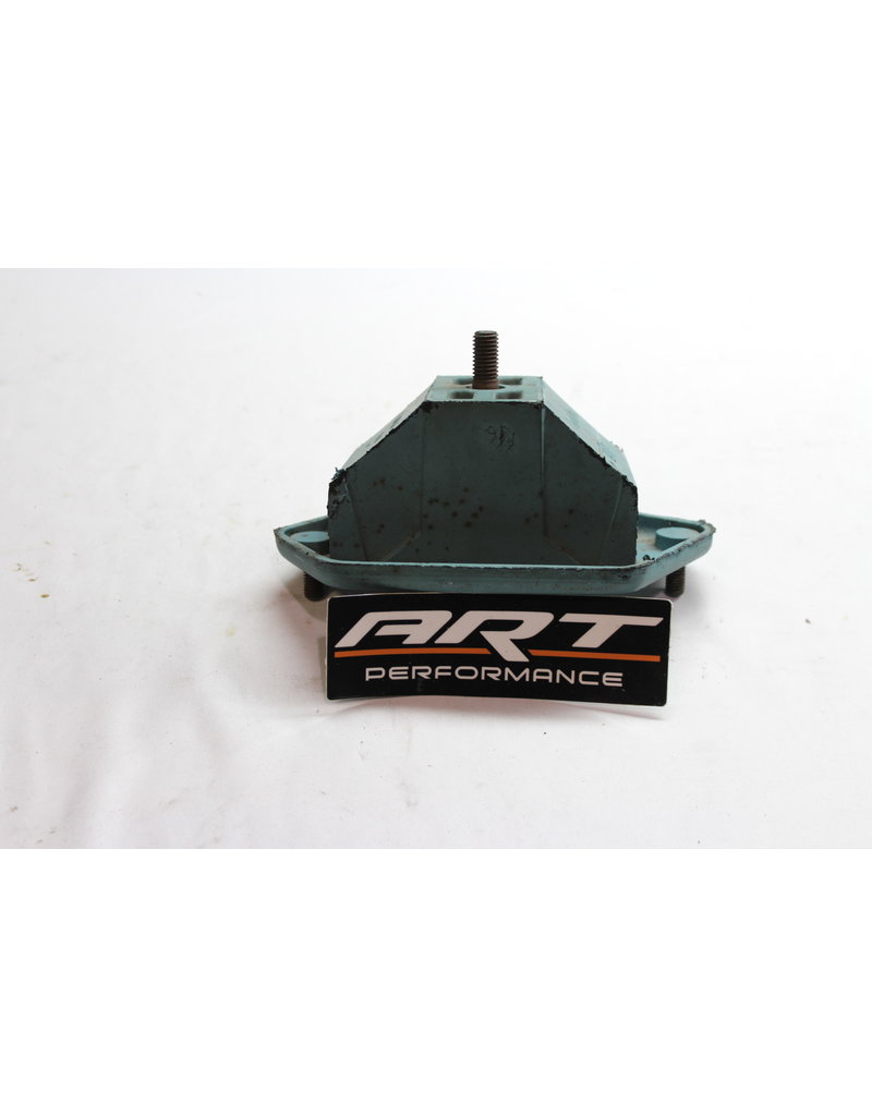 BMW NOS right engine mount for BMW E-23