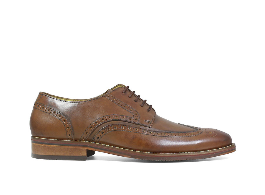 florsheim cognac wingtip