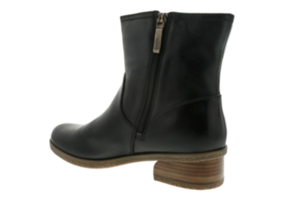 dansko bethanie waterproof boot