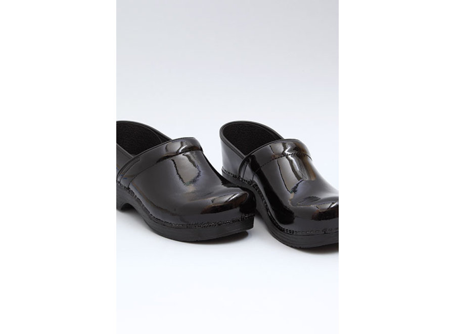 dansko professional black patent