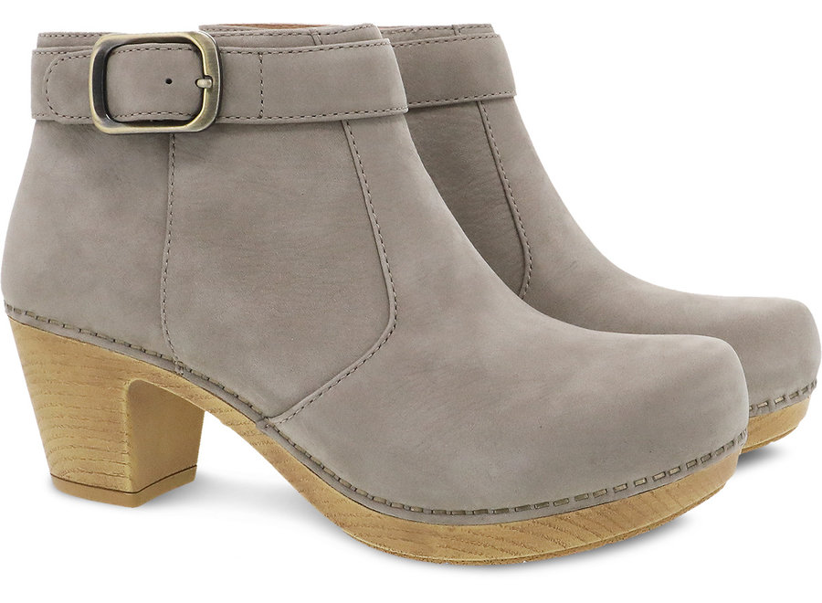 dansko kristen taupe