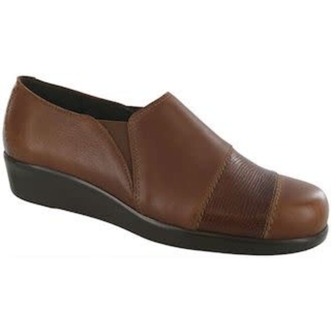 SAS Nora Auburn/Lizard 3570-715