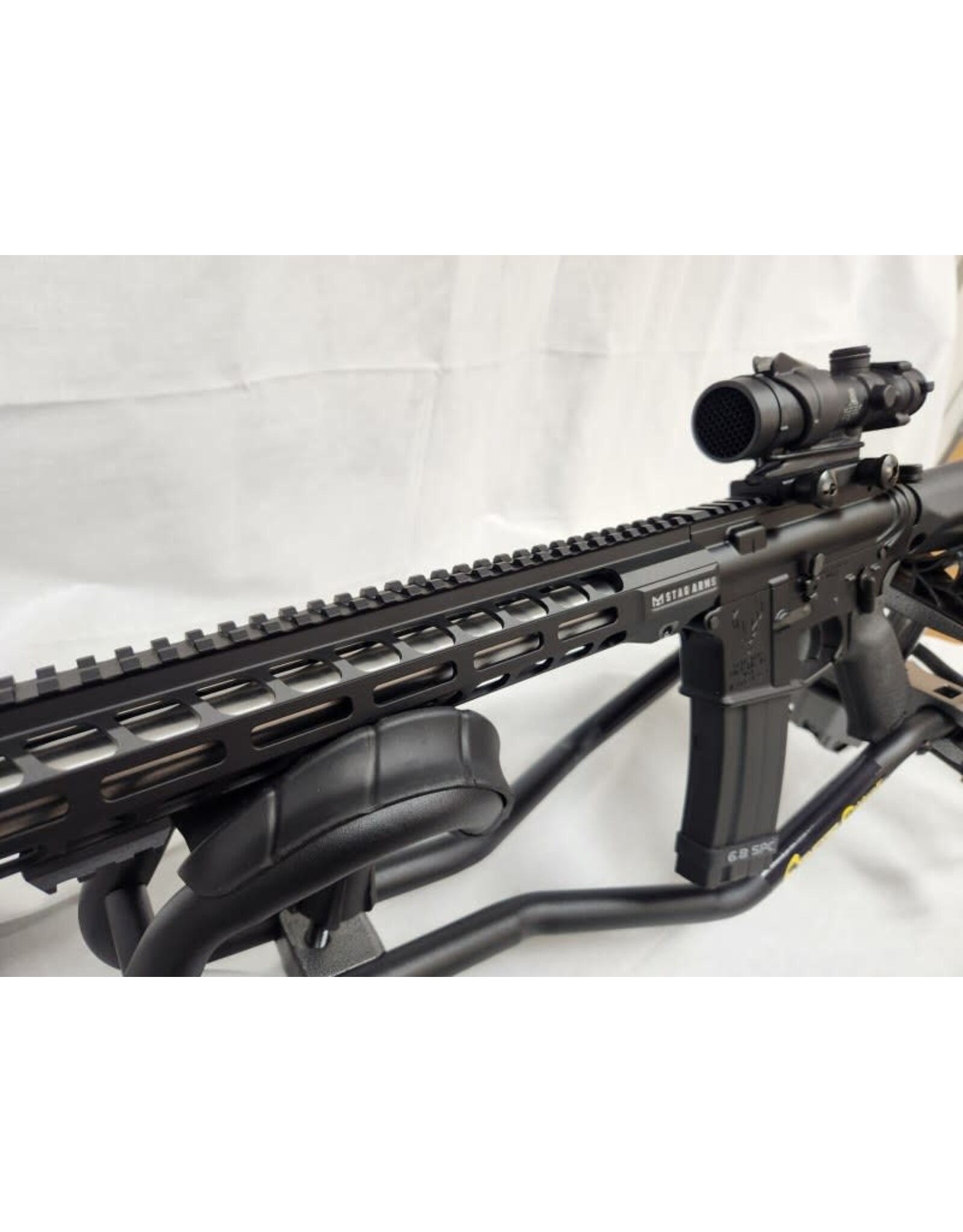Stag Arms Mod. Stag-15 Super Varminter - 6.8 SPC w/ Trijicon ACOG 4x32