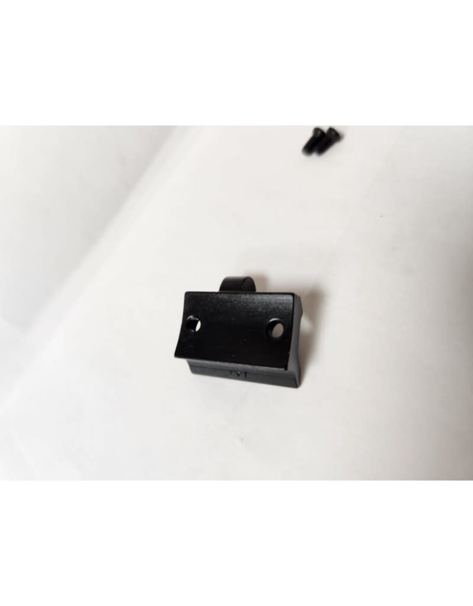 Weaver 147 Pivot Mount Base  (48147)