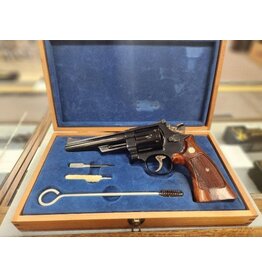 Smith & Wesson Mod. 29-2 - .44 Mag - 5-7/8" bbl 6 Shot