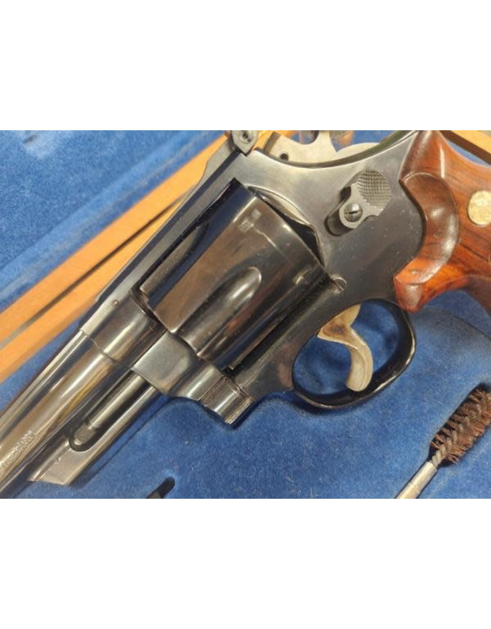 Smith & Wesson Mod. 29-2 - .44 Mag - 5-7/8" bbl 6 Shot