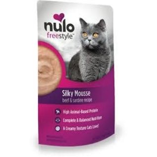 Nulo - Beef & Sardine Silky Mousse Cat Pouches 2.8oz