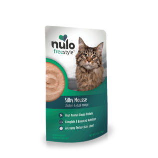 Nulo - Chicken & Duck  Silky Mousse Cat Pouch 2.8oz