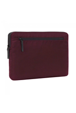Incase Compact Sleeve in Flight Nylon for 15-inch MacBook Pro (USB-C) - Mulberry