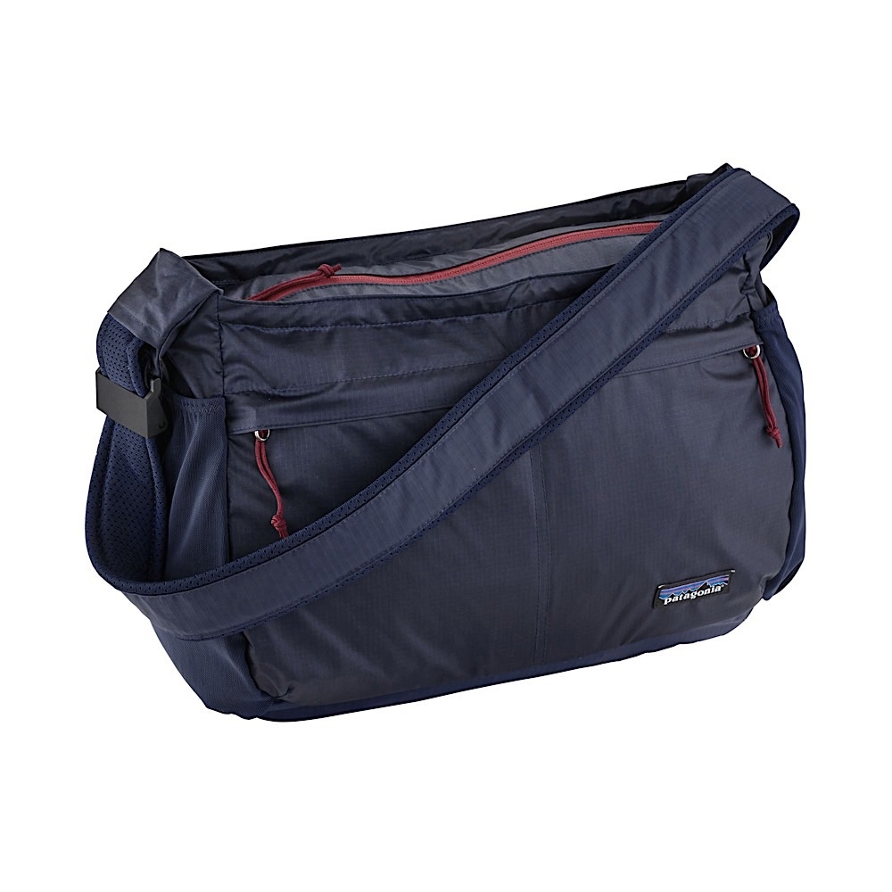 patagonia lightweight travel courier 15l