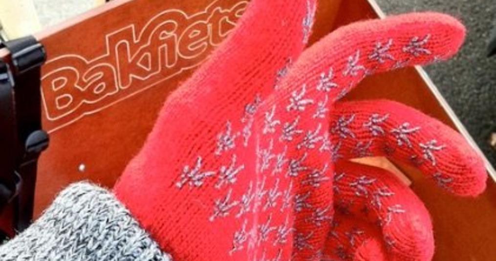 How to Keep Your Hands Warm