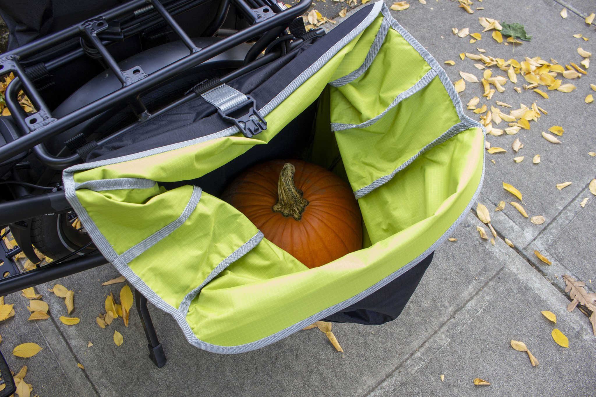 tern cargo hold 37 panniers