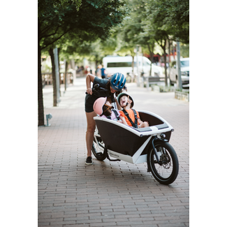 Urban Arrow Urban Arrow Family Electric Cargo Bike with Bosch Cargo CX Motor Belt Drive w/ Bosch SMART System