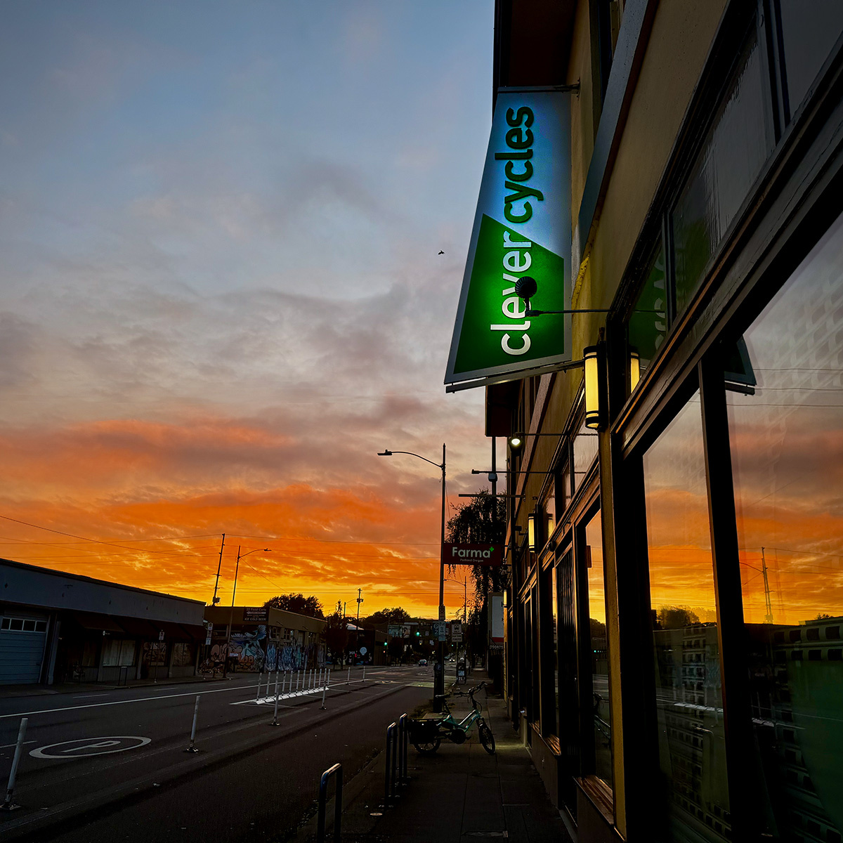 Portland Oregon Ebike Store Clever Cycles