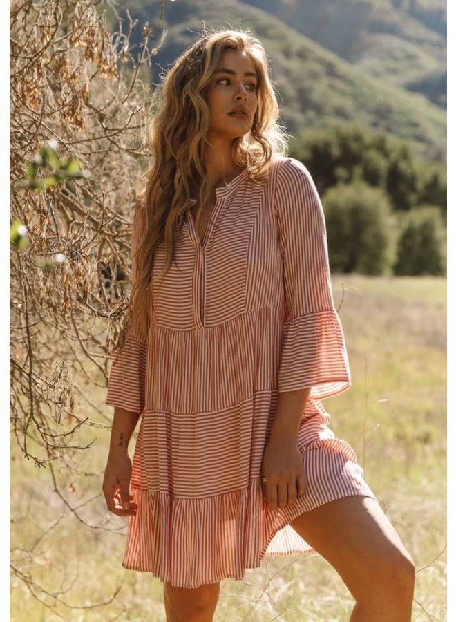 JENNI BELL SLEEVE TIERED MINI DRESS 
