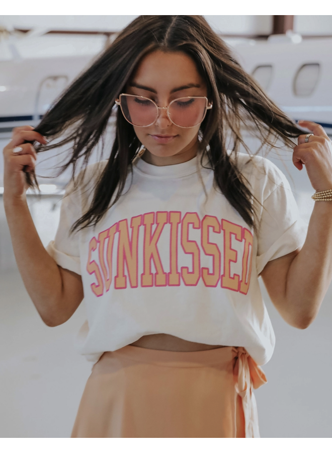 SUMMER SUNKISSED GRAPHIC TEE