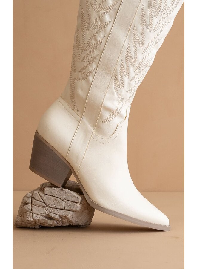 THE SAMARA EMBROIDERED TALL BOOT-WHITE