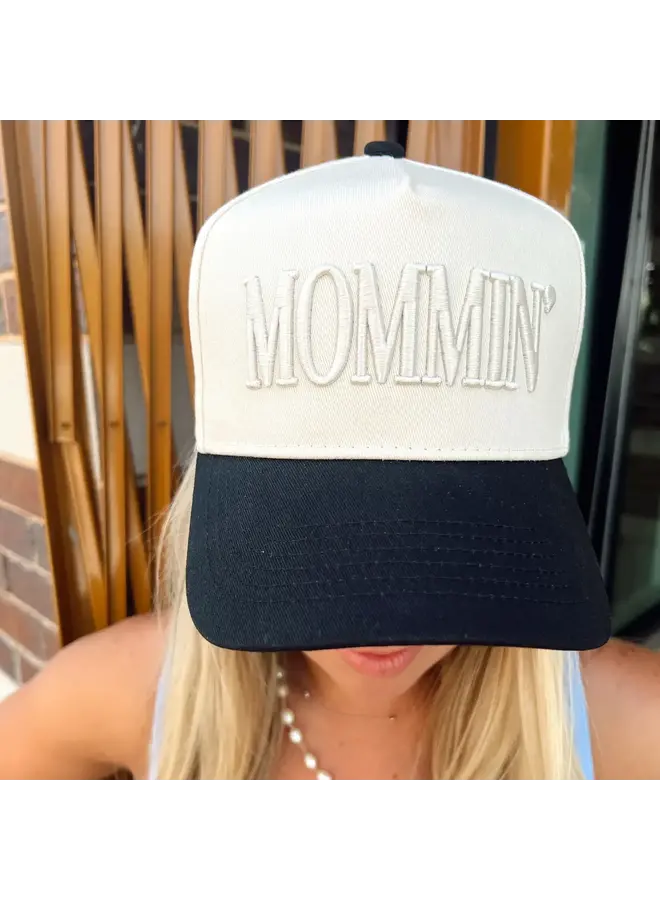 MOMMIN' BLACK VINTAGE TRUCKER HAT