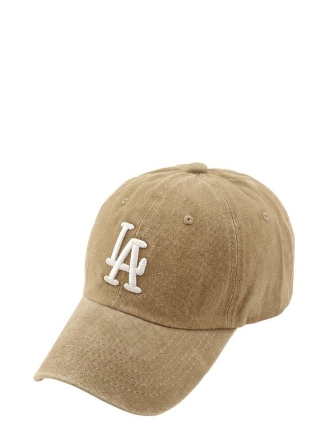 LA EMBROIDERED BALLCAP