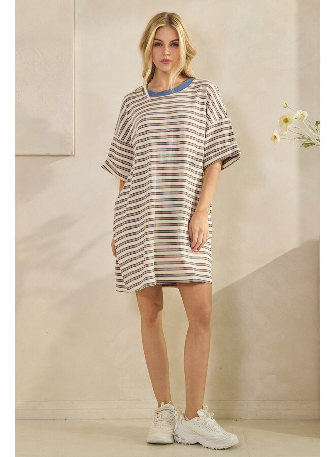 MY BOYFRIEND'S T-SHIRT DRESS