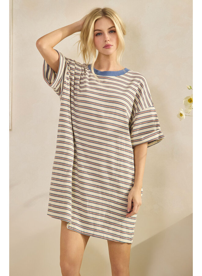 MY BOYFRIEND'S T-SHIRT DRESS