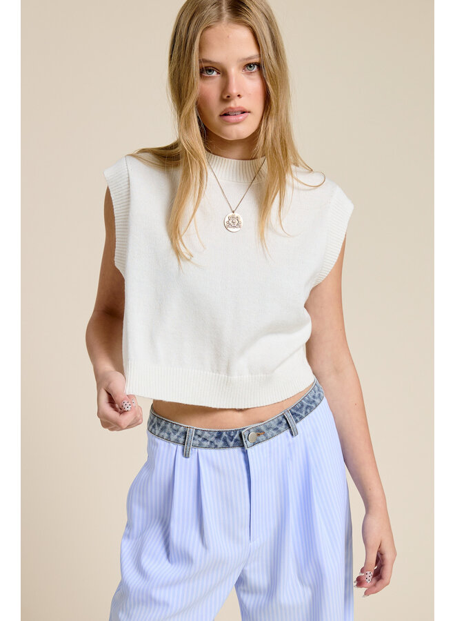 EASY DOES IT SWEATER TOP-OFF WHITE