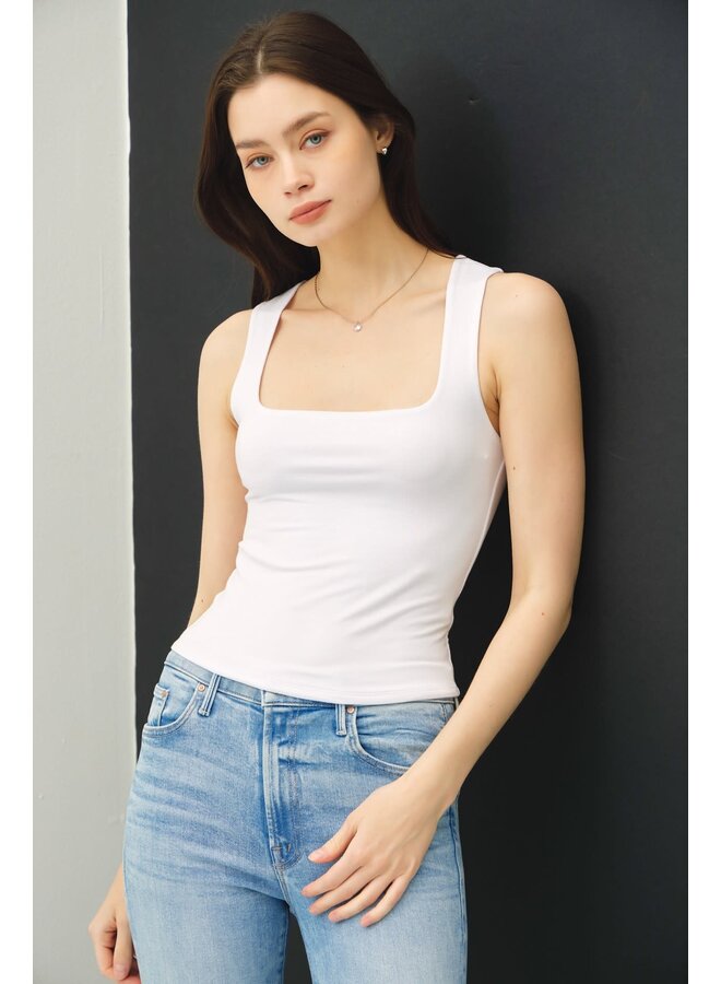 ALL ESSENTIAL SQUARE NECK TANK