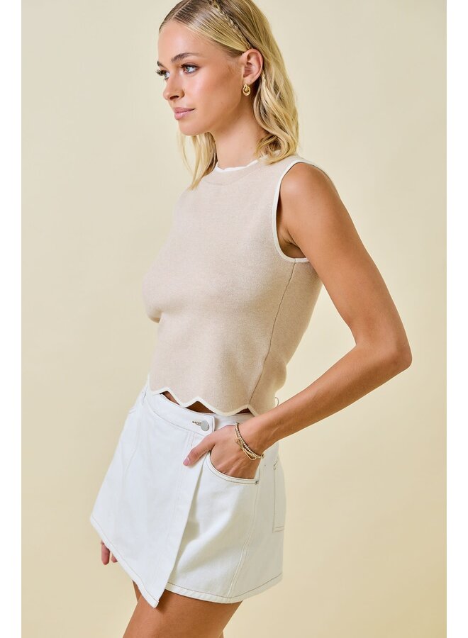 SCALLOP CHARM KNIT TOP